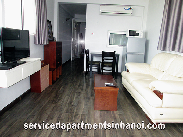 Cho thuê căn hộ một phòng ngủ giá rẻ tại Trúc Bạch