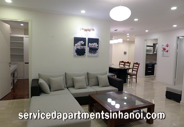 Cho thuê căn hộ ba phòng ngủ hiện đại tại Tháp L1, Ciputra Tây Hồ