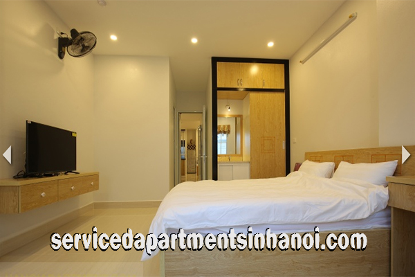 Cho thuê căn hộ dịch vụ 2 ngủ tại trung tâm quận Hoàn Kiếm