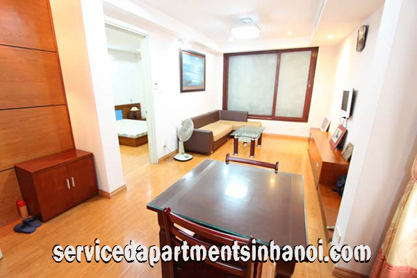 Cho thuê căn hộ 1 phòng ngủ Renovated trên phố Triệu Việt Vương, Hai Bà Trưng