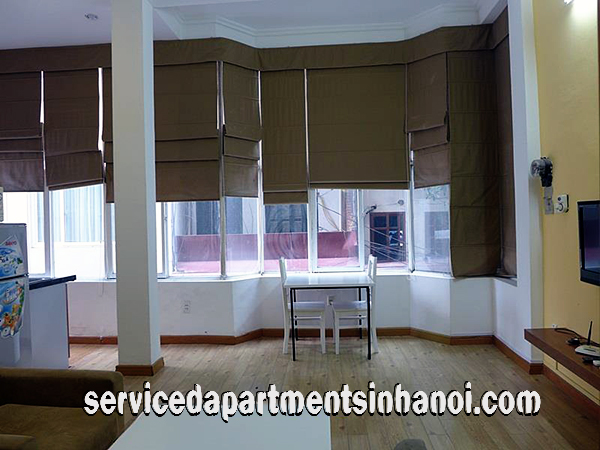 Cho thuê căn hộ dịch vụ tại Trúc Bạch, quận Ba Đình