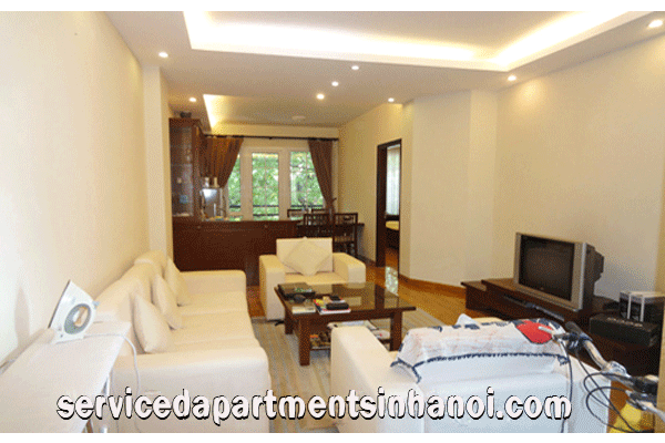 Cho thuê căn hộ 2 phòng ngủ rộng rãi gần Hồ Hoàn Kiếm và Nhà Hát Lớn
