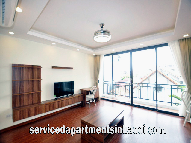 Cho thuê căn hộ dịch vụ 2 phòng ngủ hoàn toàn mới trên phố Tô Ngọc Vân, Tây Hồ