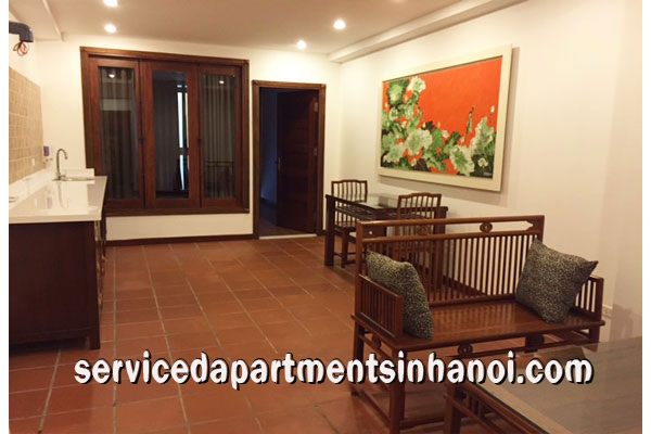 Cho thuê căn hộ dịch vụ hoàn toàn mới, 2 phòng ngủ trên phố Nghi Tàm, quận Tây Hồ