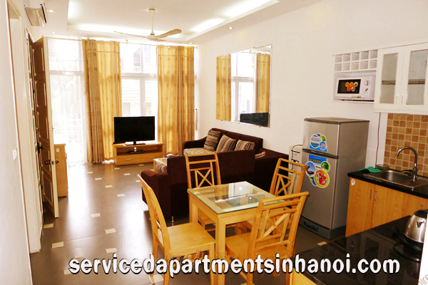 Một căn hộ dịch vụ có không gian yên tĩnh cho thuê ở Linh Lang, Ba Đình