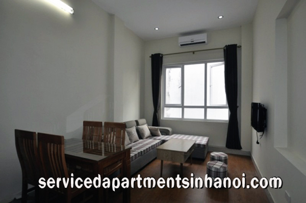 Cho thuê căn hộ dịch vụ một phòng ngủ ở Tô Ngọc Vân, Tây Hồ