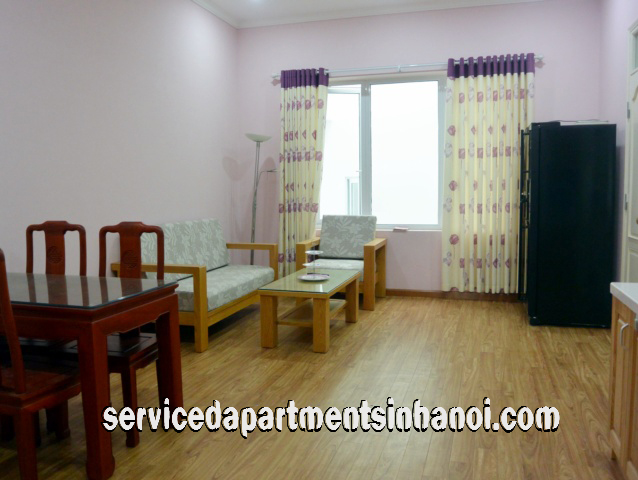 Căn hộ dịch vụ hoàn toàn mới 1 phòng ngủ cho thuê trên phố Đội Cấn, quận Ba Đình