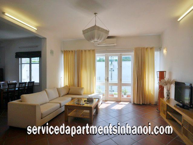 Cho thuê căn hộ dịch vụ rộng rãi, tươi sáng gần khách sạn Intercontinental, Tây Hồ