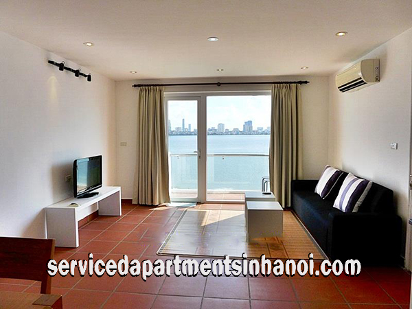 Cho thuê căn hộ dịch vụ 2 phòng ngủ trên đường Yên Phụ, quận Tây Hồ , view đẹp