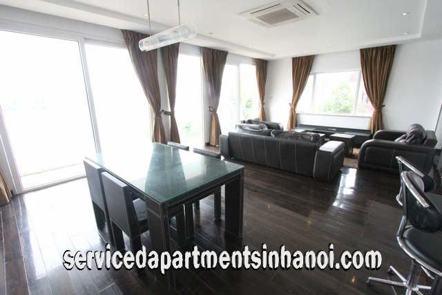 Cho thuê căn hộ  dịch vụ sang trọng 3 phòng ngủ trên phố Quảng An, quận Tây Hồ
