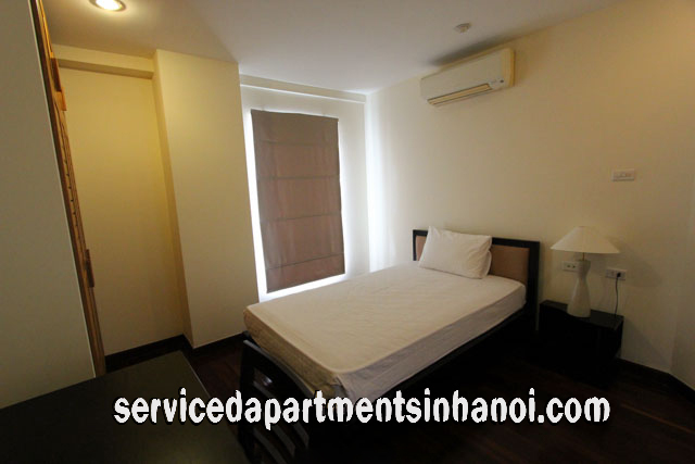 Cho thuê căn hộ dịch vụ hiện đại 2 phòng ngủ trên phố Hạ Hồi, quận Hoàn Kiếm