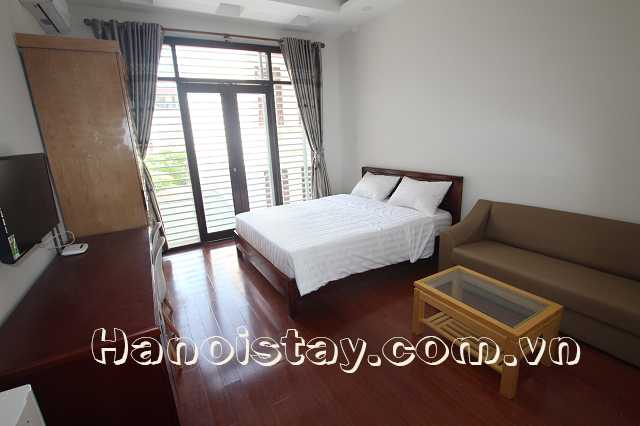 Cho thuê căn hộ dịch vụ 1 phòng ngủ gần Văn Cao, Ba Đình