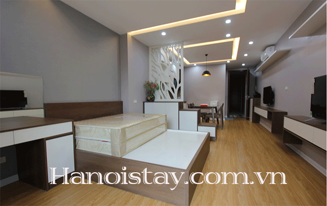 Cho thuê căn hộ dịch vụ mới và đầy đủ nội thất tại Linh Lang, Ba Đình