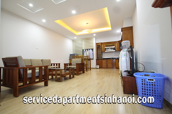 Cho thuê căn hộ dịch vụ rộng rãi tại Kim Mã, Ba Đình