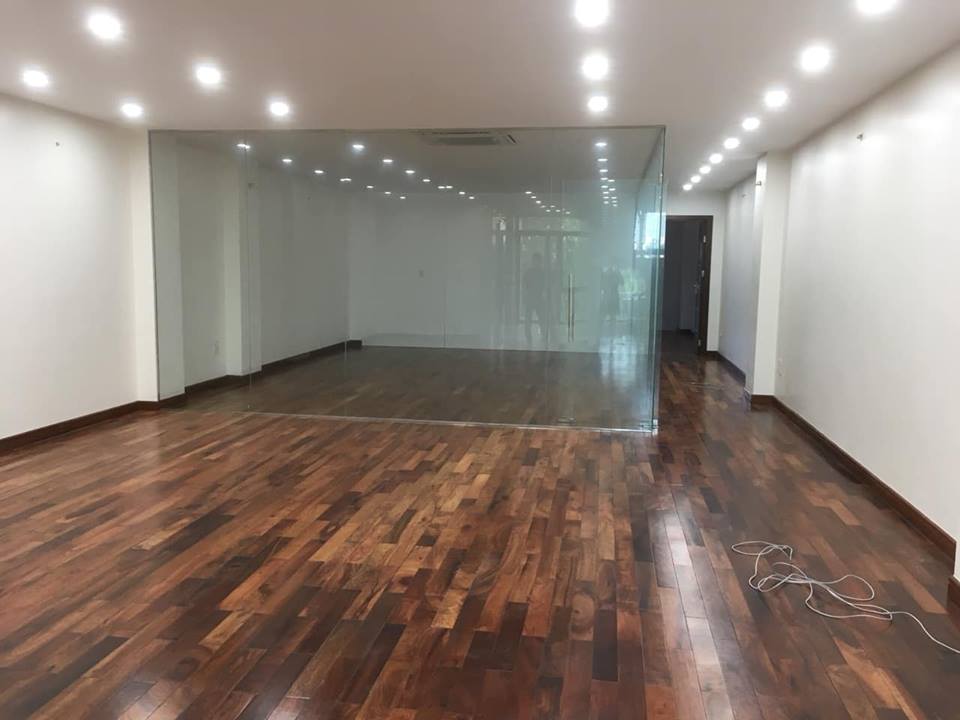 Cho thuê văn phòng hoàn toàn mới 55m2 giá rẻ phố Nguyễn Xiển, quận Thanh Xuân