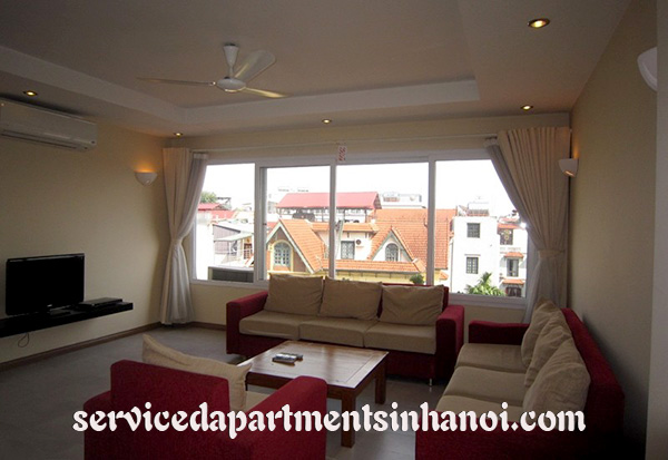 Cho thuê căn hộ 2 phòng ngủ tầng cao view đẹp tại Tô Ngọc Vân, Tây Hồ
