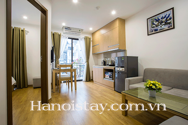 Cho thuê căn hộ mới và sang trọng tại Trúc Bạch, Ba Đình, giá hợp lý