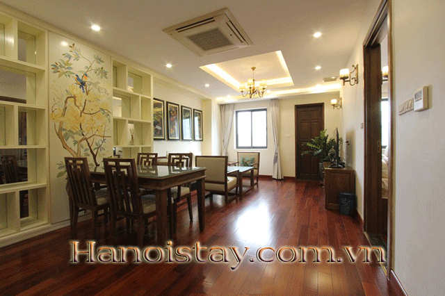 Cho thuê căn hộ dịch vụ 2 phòng ngủ, full nội thất tại phố Trần Quốc Toản, Hoàn Kiếm