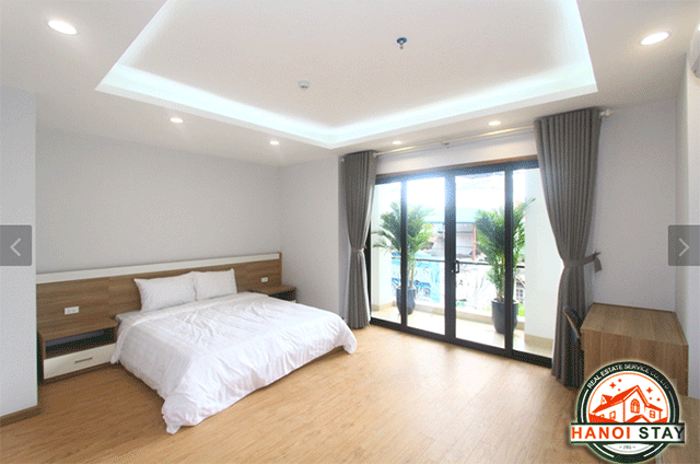 Cho thuê căn hộ dịch vụ 2 phòng ngủ hiện đại ở phố Yên Phụ, Tây Hồ