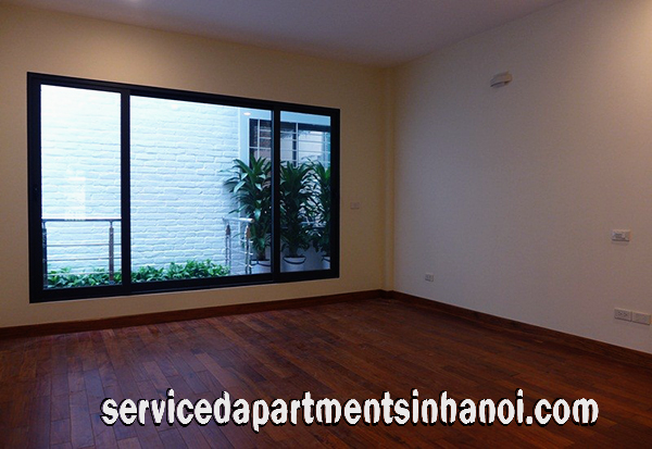 Nhà riêng chính chủ cho thuê giá hợp lý, gồm 4 phòng ngủ rộng rãi ở Đặng Thai Mai, Tây Hồ 8