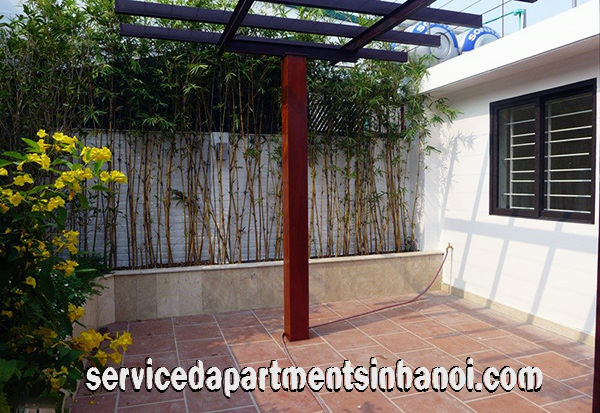 Nhà riêng chính chủ cho thuê giá hợp lý, gồm 4 phòng ngủ rộng rãi ở Đặng Thai Mai, Tây Hồ 2