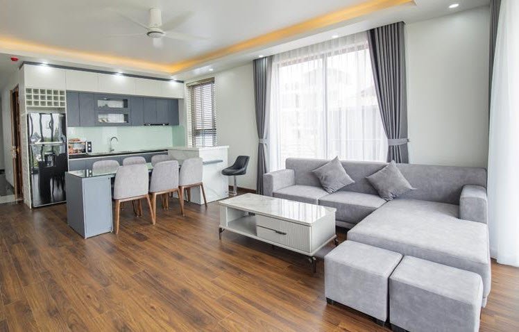 Cho thuê căn hộ 2PN hiện đại tại Xuân Diệu, Tây Hồ, Ban công rộng, view thoáng