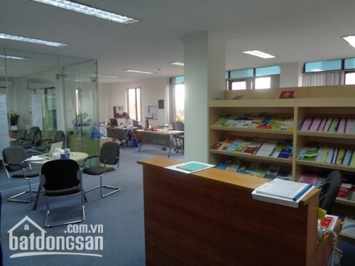 Cần cho thuê gấp tòa nhà làm văn phòng đường Trần Thái Tông LH 0916439372 4