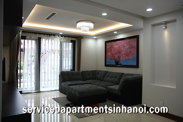 Căn hộ dịch vụ mới, dược trang bị tốt cho thuê tại phố Võng Thị, Tây Hồ