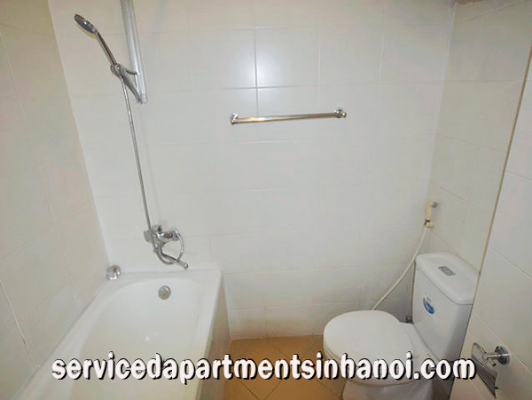 Cho thuê căn hộ hai phòng ngủ ở đường Tô Ngọc Vân, Tây Hồ, giá cả hợp lý. 4