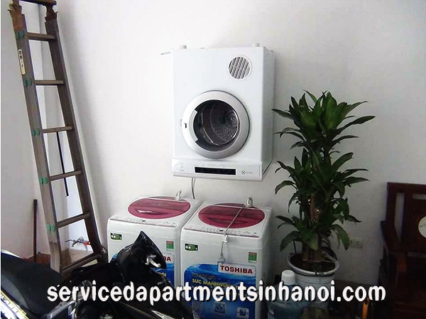 Cho thuê căn hộ dịch vụ 2 phòng ngủ tại Linh Lang, Ba Đình 10