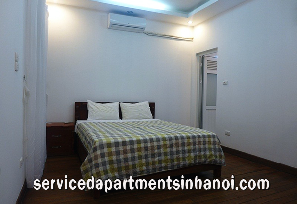Cho thuê căn hộ dịch vụ đẹp gồm hai phòng ngủ với Ban công lớn ở đường Đặng Thai Mai, Tây Hồ 4