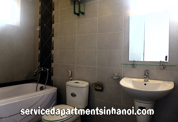 Cho thuê căn hộ dịch vụ 2 phòng ngủ, mới được tân trang ở Tô Ngọc Vân, Tây Hồ 10
