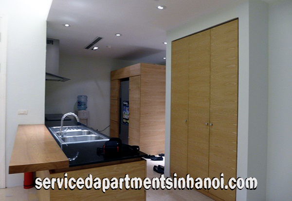 Chính chủ cho thuê căn hộ ba phòng ngủ tại E5 Tower, Ciputra 8