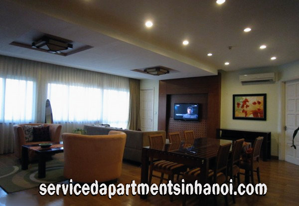 Căn hộ chất lượng cao ba phòng ngủ, nội thất đầy đủ cho thuê tại tòa nhà E1, Ciputra 2