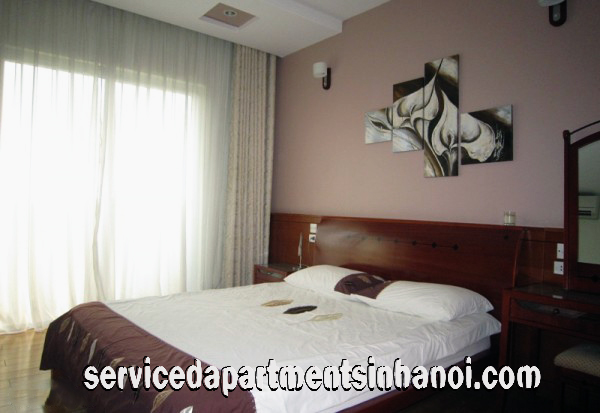Căn hộ chất lượng cao ba phòng ngủ, nội thất đầy đủ cho thuê tại tòa nhà E1, Ciputra 4