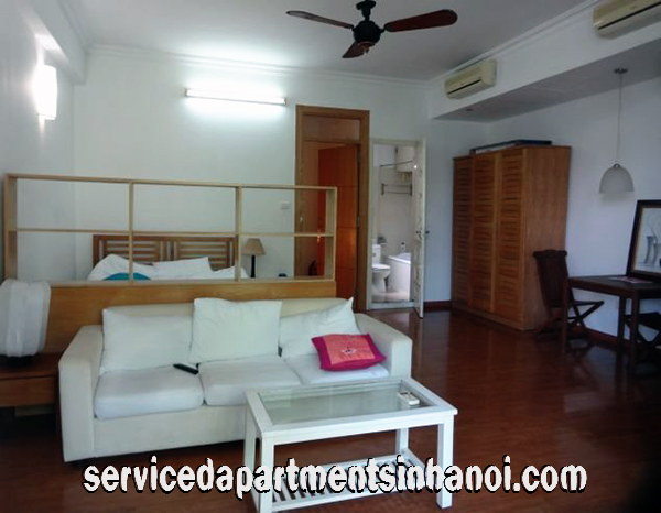 Studio cho thuê tại Trúc Bạch, Ba Đình, có ban công, giá 500$ 3