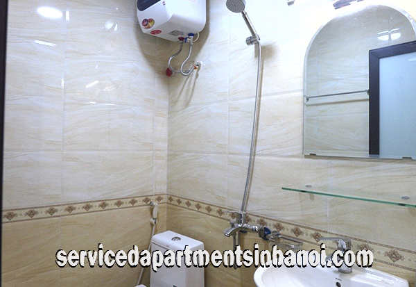 Căn hộ dịch vụ cho thuê tại đường Lạc Long Quân, Tây Hồ, nội thất chất lượng cao, có ban công 9