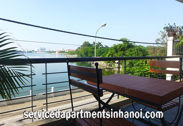 Căn hộ rộng rãi ba phòng ngủ với view hồ cho thuê tại Đặng Thai Mai, Tây Hồ 1