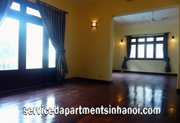 Villa đẹp với khu vườn tuyệt đẹp cho thuê tại phố Tô Ngọc Vân, Tây Hồ 6