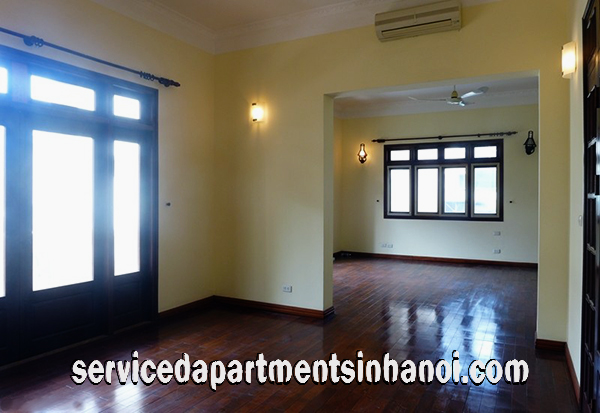 Villa đẹp với khu vườn tuyệt đẹp cho thuê tại phố Tô Ngọc Vân, Tây Hồ 1