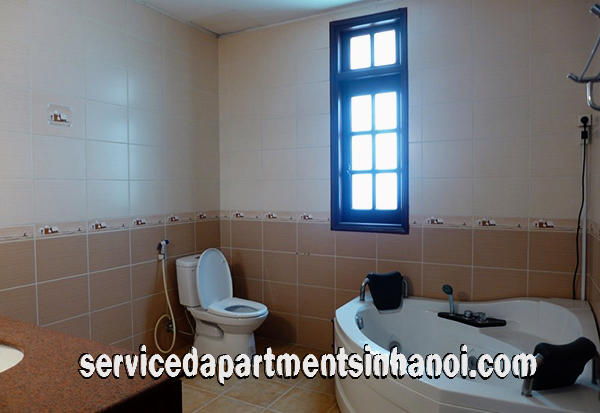 Villa đẹp với khu vườn tuyệt đẹp cho thuê tại phố Tô Ngọc Vân, Tây Hồ 2