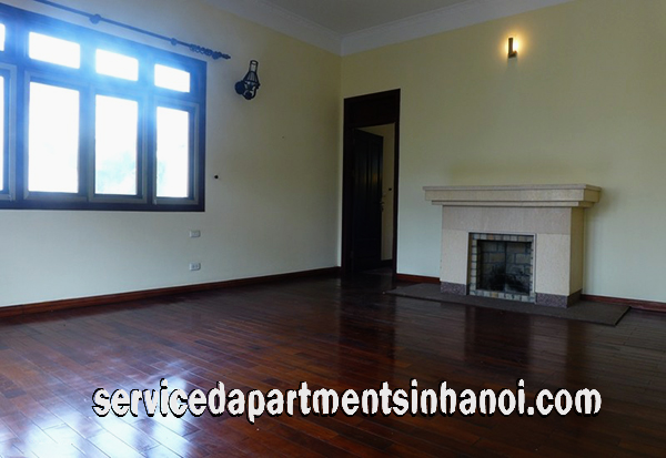 Villa đẹp với khu vườn tuyệt đẹp cho thuê tại phố Tô Ngọc Vân, Tây Hồ 3