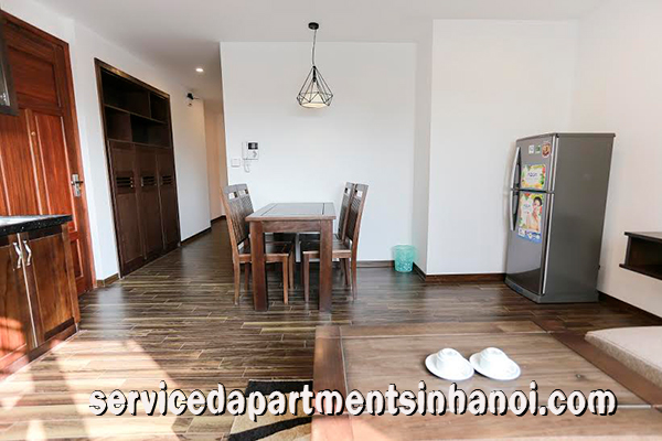 Chính chủ cho thuê căn hộ dịch vụ 2 phòng ngủ gần đường Phạm Văn Đồng, Cầu Giấy 4
