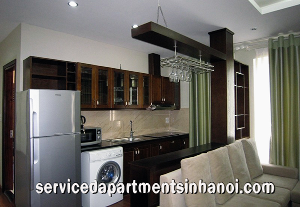 Căn hộ hiện đại cho thuê tại Đặng Thai Mai, Tây Hồ, có thang máy và ban công 3
