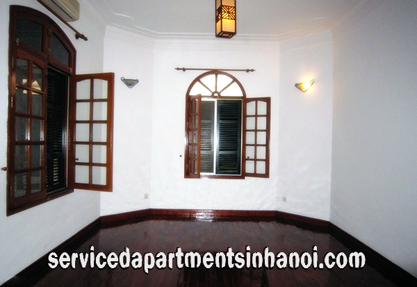 Villa Năm Phòng ngủ rộng rãi với một sân đẹp cho thuê tại Đặng Thai Mai, Tây Hồ 9