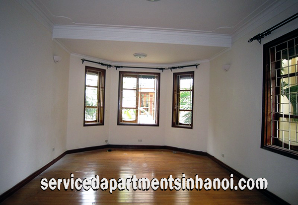 Villa 5 phòng ngủ với một hồ bơi lớn cho thuê tại phố Tô Ngọc Vân, Tây Hồ 5