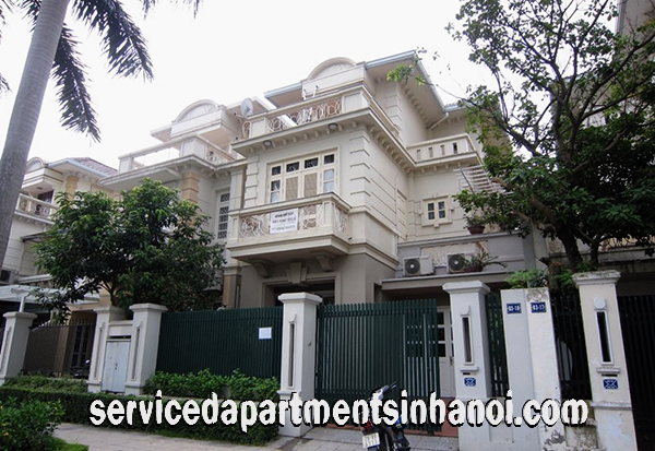 Villa Năm phòng ngủ cho thuê tại Lô G, Khu đô thị Ciputra, Tây Hồ, gần trường UNIS