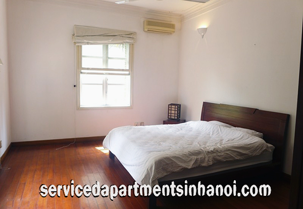Cho thuê biệt thự tại Đặng Thai Mai, Tây Hồ với ban công đáng yêu 2