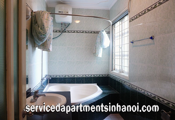 Cho thuê biệt thự tại Đặng Thai Mai, Tây Hồ với ban công đáng yêu 7