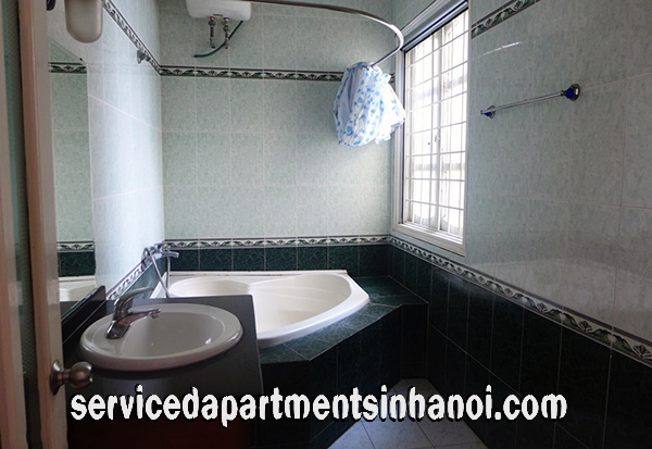 Cho thuê biệt thự tại Đặng Thai Mai, Tây Hồ với ban công đáng yêu 8